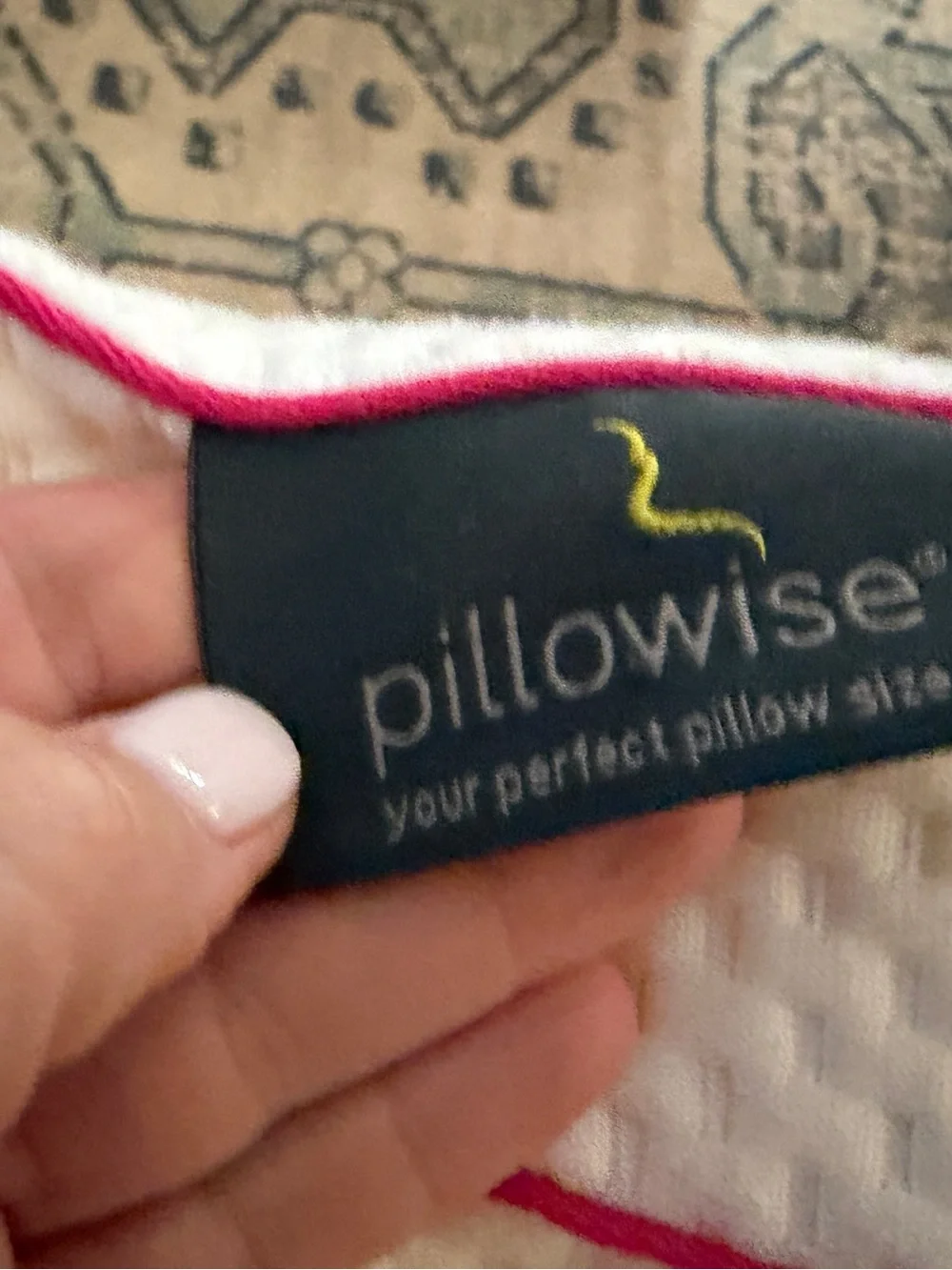 Pillowise Ergonomic Memory Foam Pillow 21”x12” (NEW)